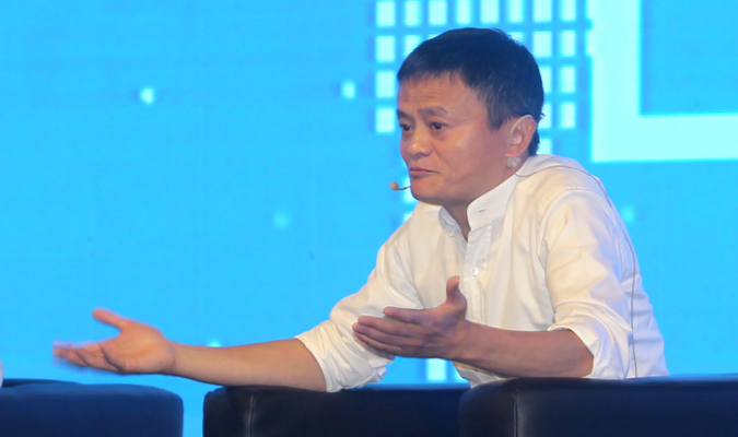 Китайская компания Alibaba и JD.com инвестируют миллиарды в беспилотные летательные аппараты и роботы